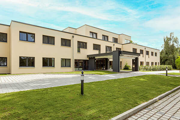 Außenansicht MORADA Hotel Heidesee